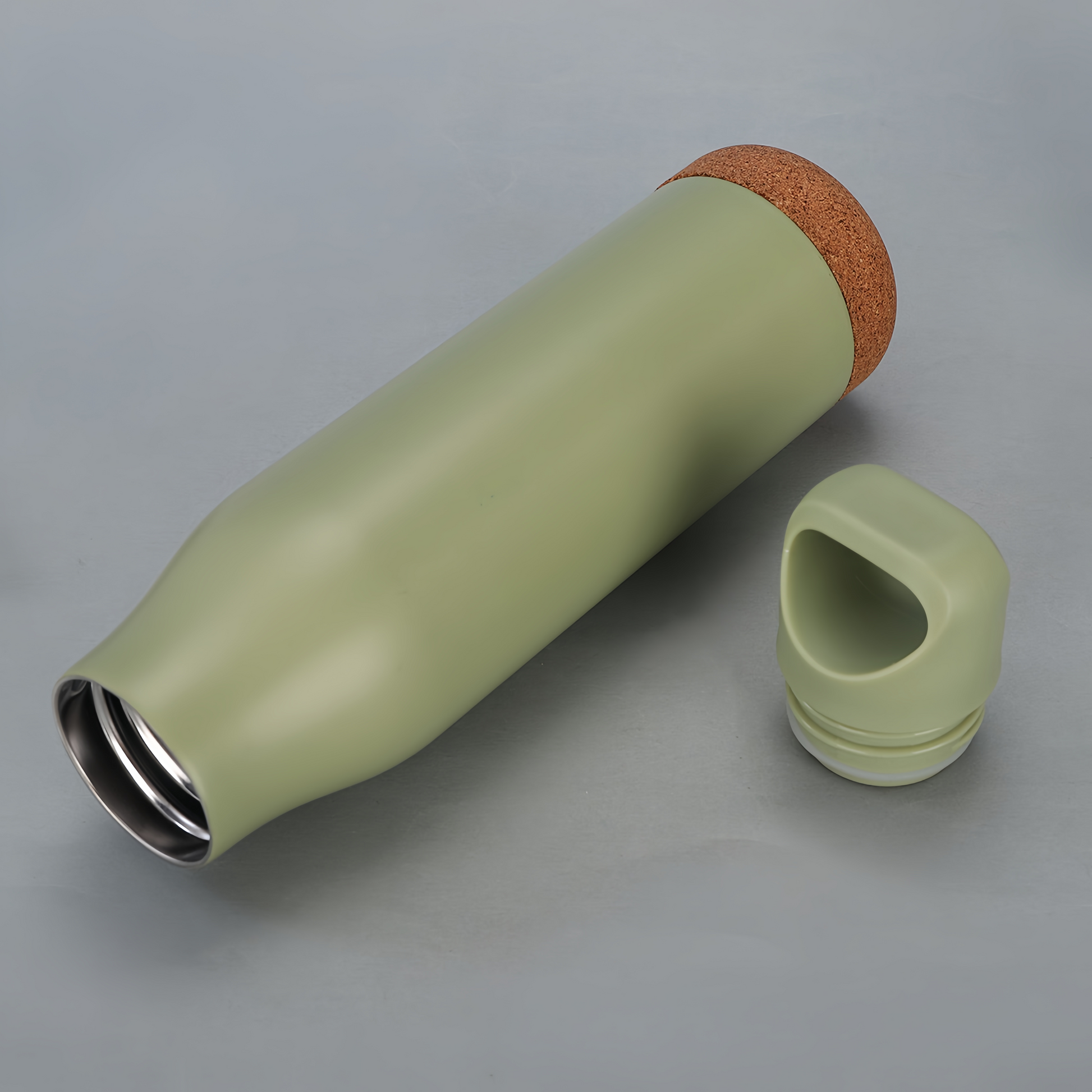 insulated water bottle with cork base